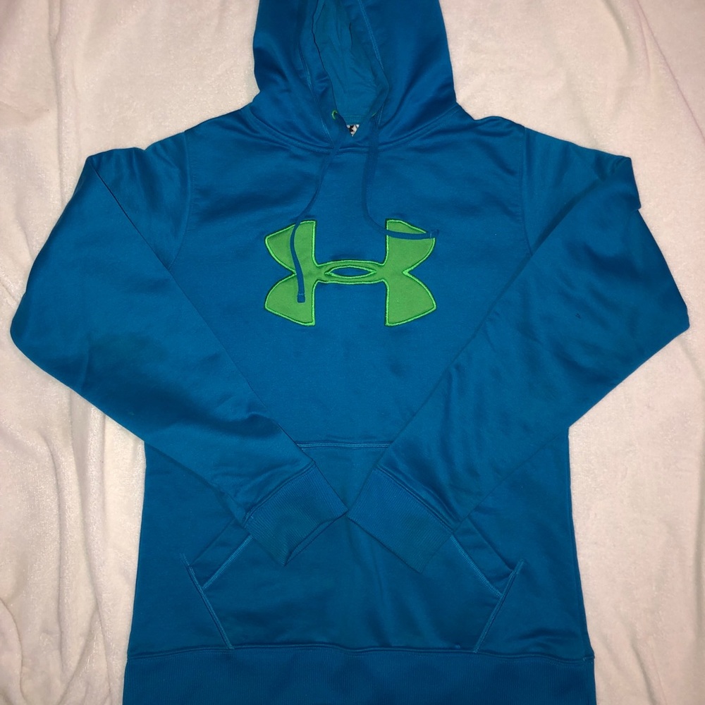 🌀Under Armour Hoodie
